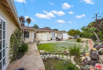8536 Mcconnell Avenue Los Angeles CA 90045