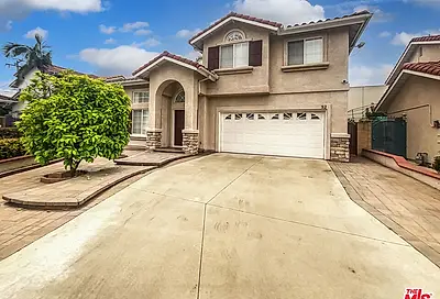 52 Sunset Circle Westminster CA 92683