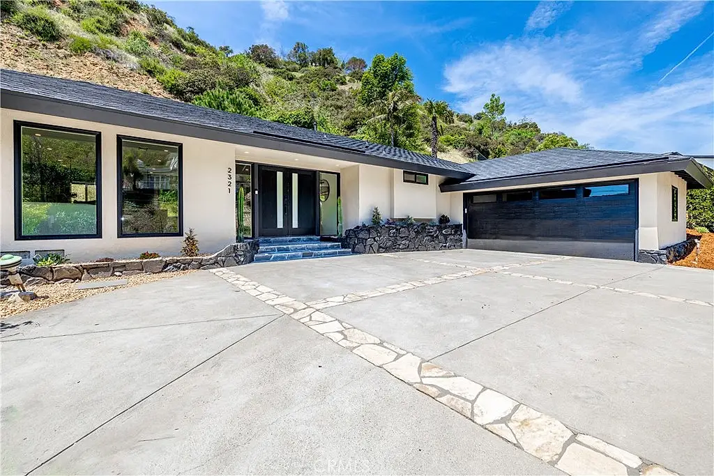 2321 Coldwater Canyon Drive