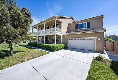 29305 Falling Water Drive Menifee CA 92585