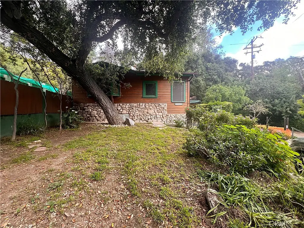 12307 Forest Trail