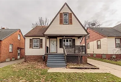 2415 Grovewood Avenue Parma OH 44134