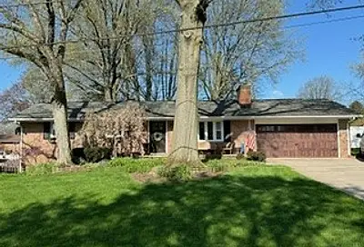 1733 Plymouth Knoll Avenue NW Massillon OH 44646