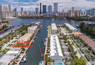3807 NE 166th St - 30 Ft Dock North Miami Beach FL 33160