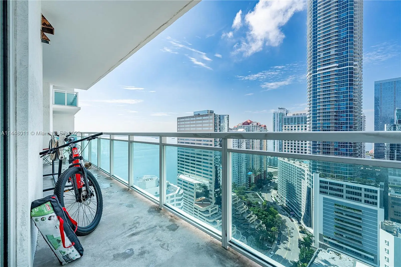 950 Brickell Bay Dr