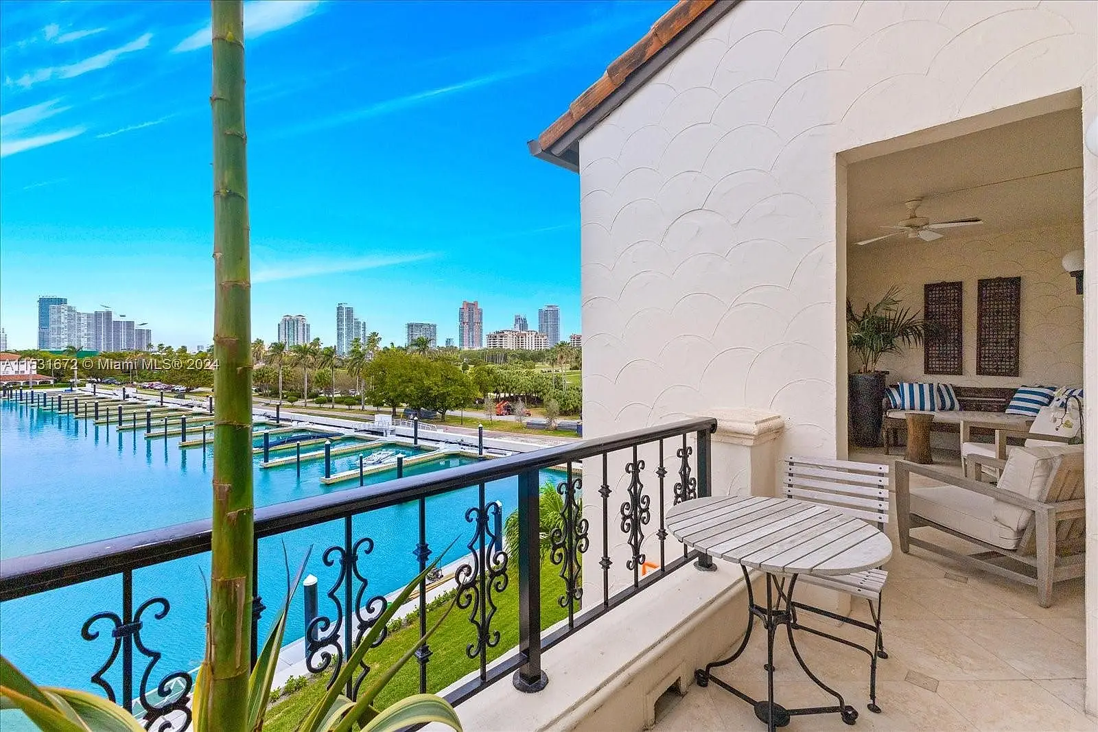 2542 Fisher Island Dr