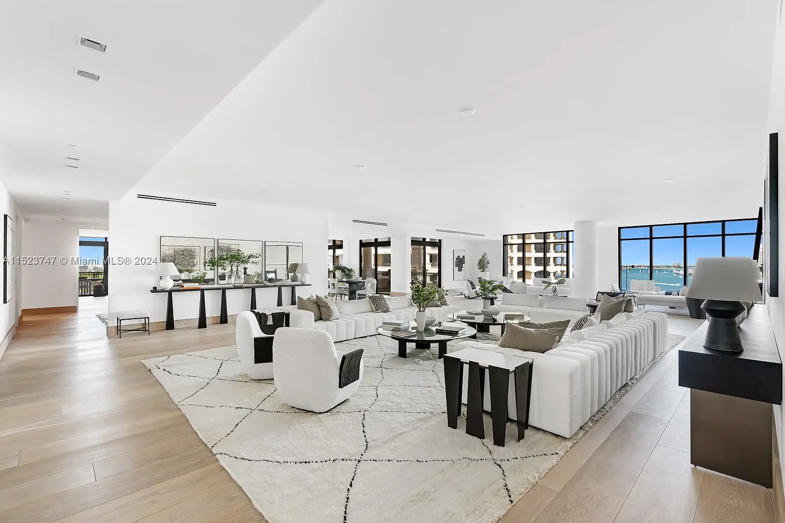 7061 Fisher Island Dr