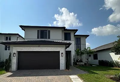 8118 NW 46th Ter Doral FL 33166