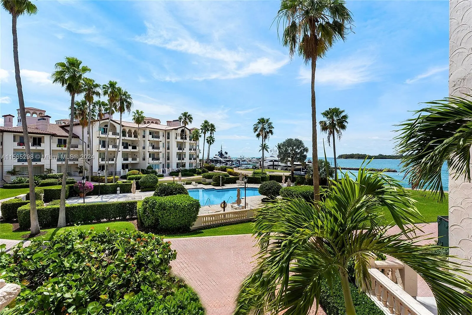 2221 Fisher Island Dr