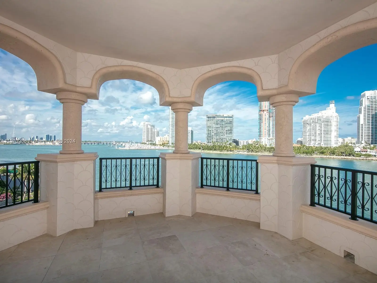 7141 Fisher Island Dr