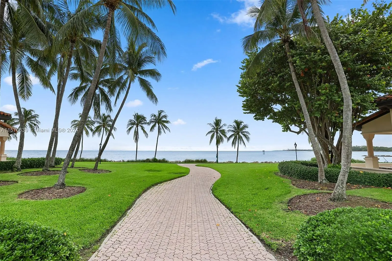 19144 Fisher Island Dr