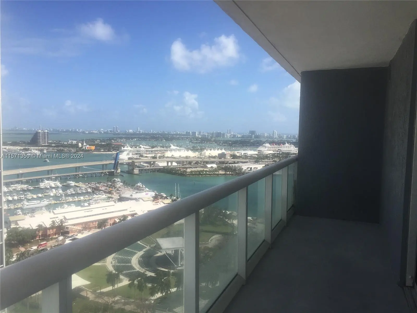 50 Biscayne Blvd