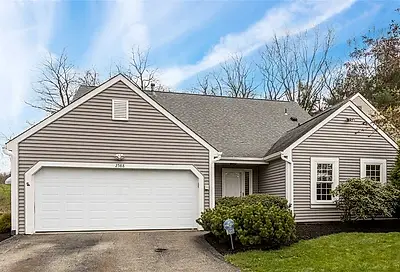 2588 Hunters Point Court North Wexford PA 15090