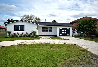 621 SW 12th Street Belle Glade FL 33430