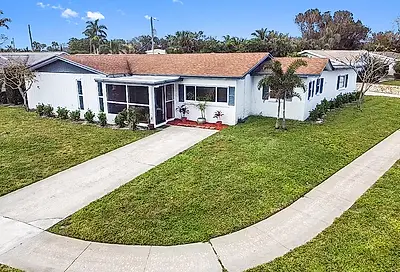 64 Willow Road Tequesta FL 33469