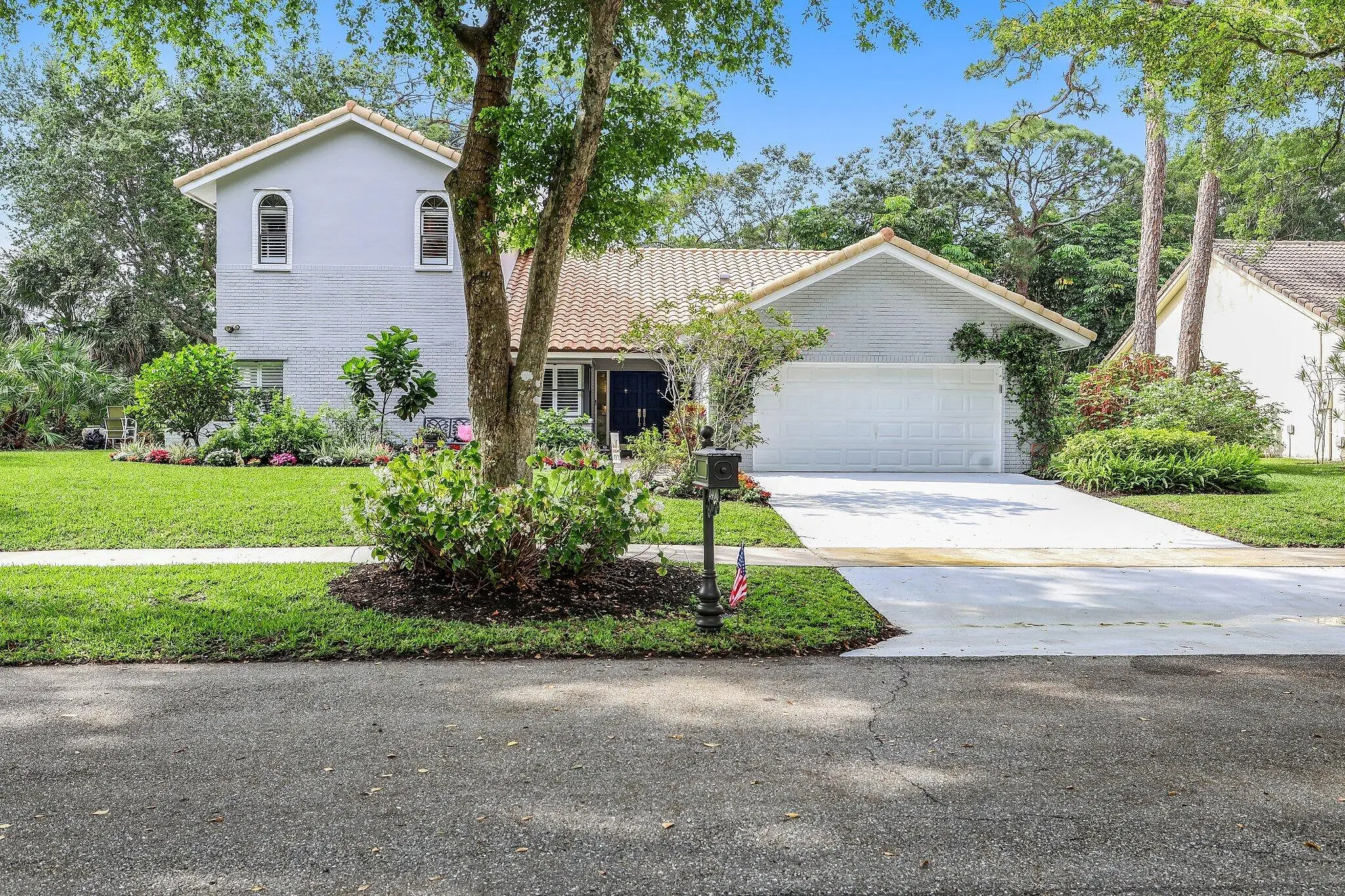 2400 NW 39th Street
