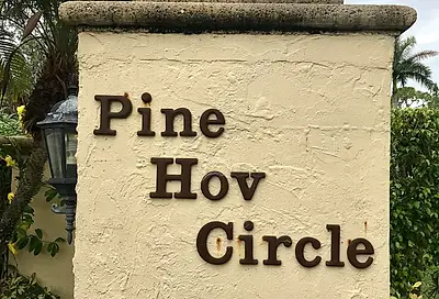 242 Pine Hov Circle Greenacres FL 33463