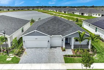 6809 NW Cloverdale Avenue Port Saint Lucie FL 34987