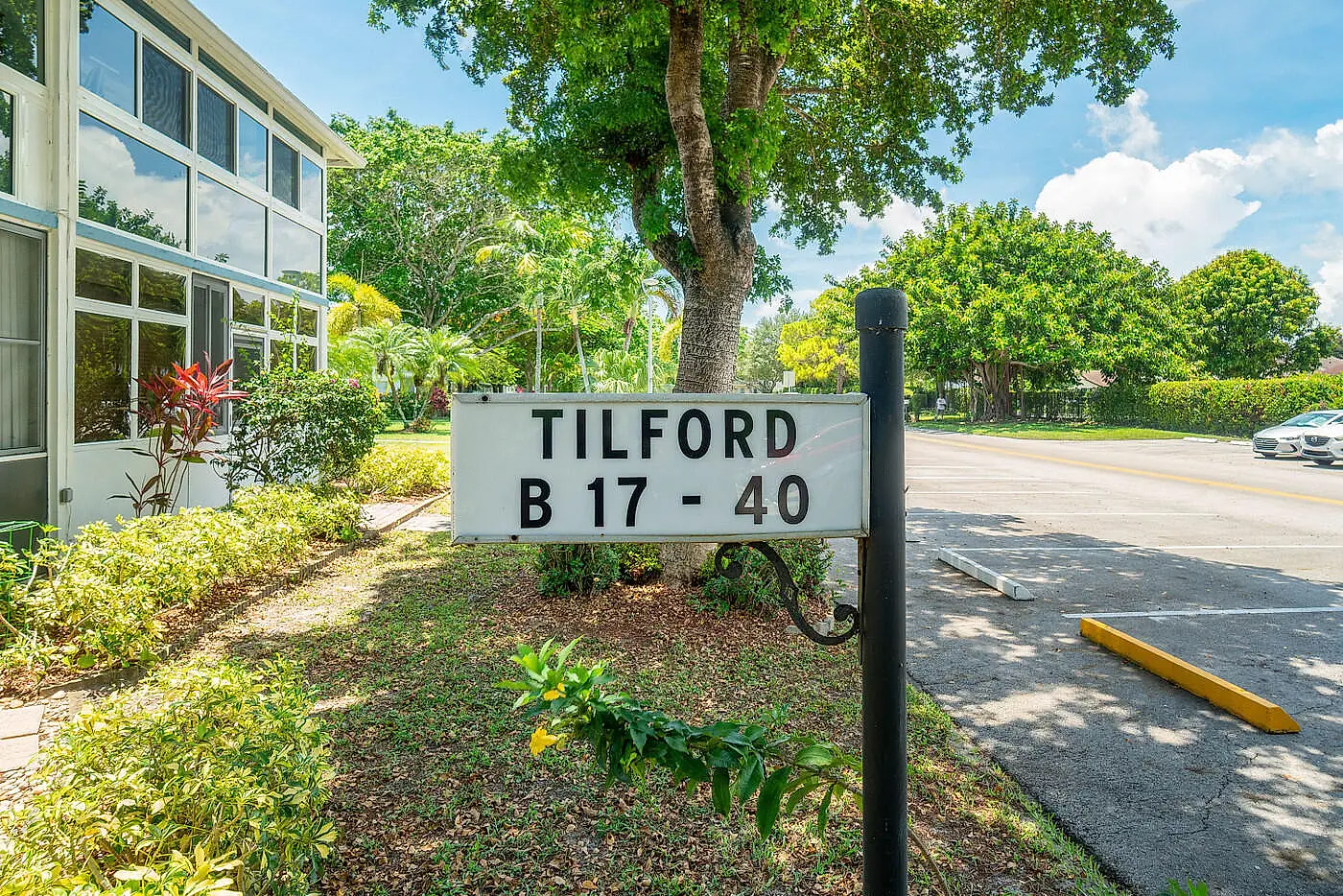 21 Tilford