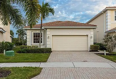 8823 Spring Mountain Way Fort Myers FL 33908