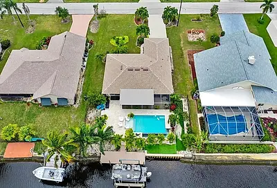 6156 Cocos Dr Fort Myers FL 33908