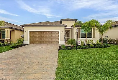 3427 Menores Way Fort Myers FL 33905