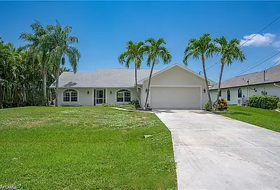4622 SW 23rd Ave Cape Coral FL 33914