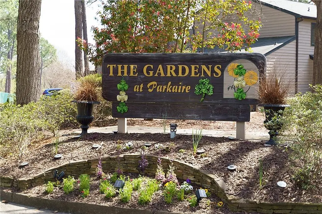 5011 Gardenia Circle