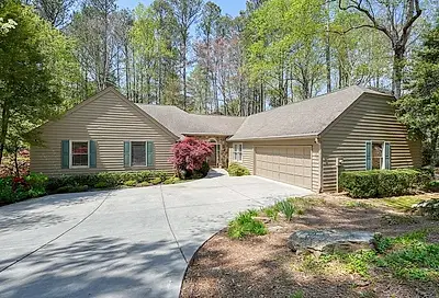 4223 Sterling Shire Roswell GA 30075