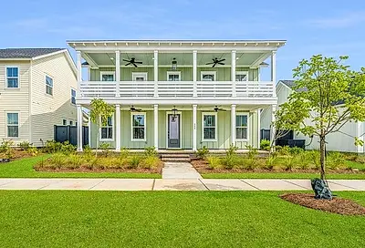 707 Blueway Avenue Summerville SC 29486