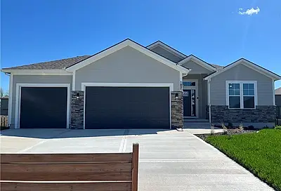 1836 SW Sage Canyon Road Lee's Summit MO 64082