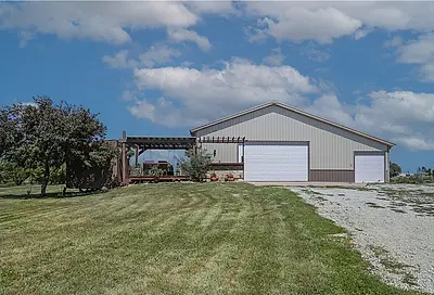 1116 Hwy S71 Highway Knoxville IA 50138
