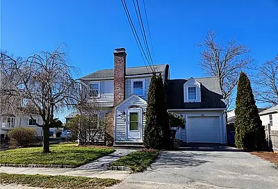 77 Knollwood Avenue Cranston RI 02910