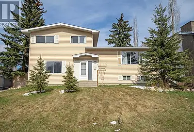 4448 Brentwood Green NW Calgary AB T2L1L4