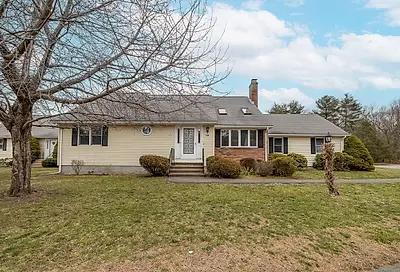 154 Oldefield Farms Enfield CT 06082