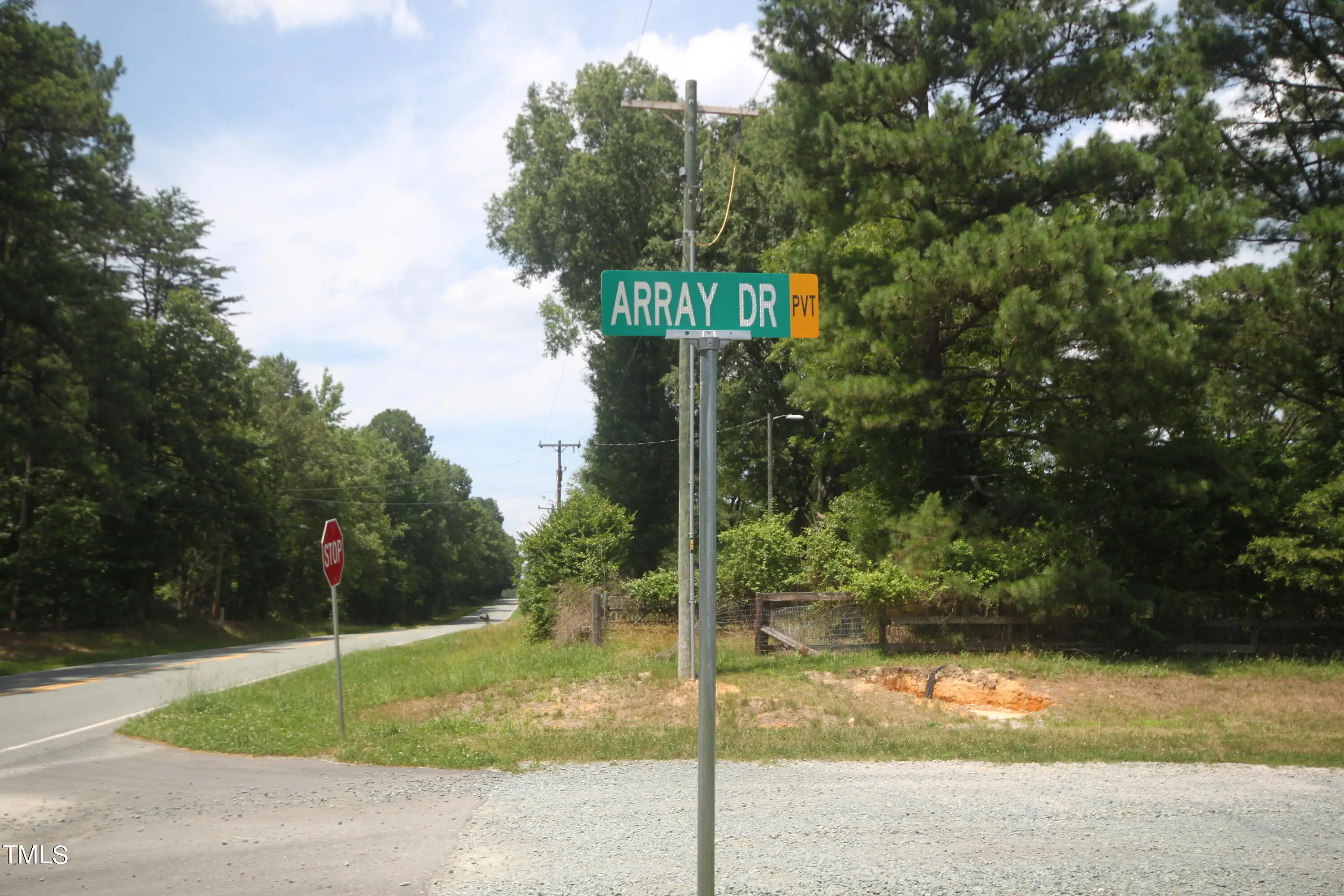 Lot 8 Array Drive