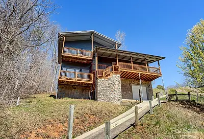 58 Country Cottage Lane Canton NC 28716