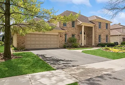 2240 N Charter Point Drive Arlington Heights IL 60004