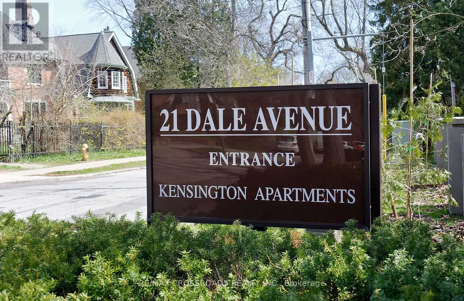 #522 -21 DALE AVE