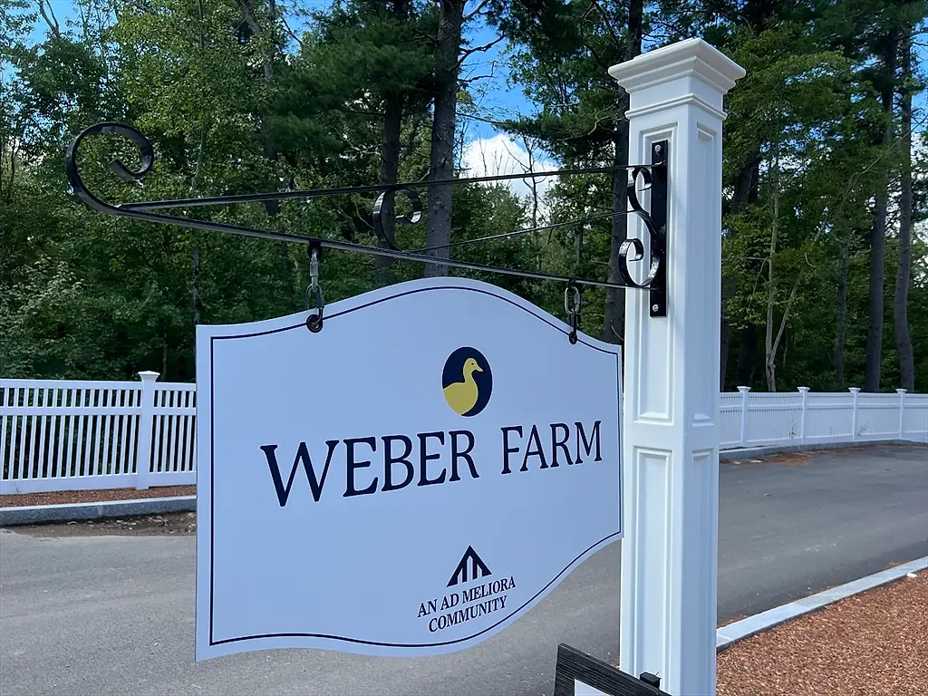4 Weber Farm Road
