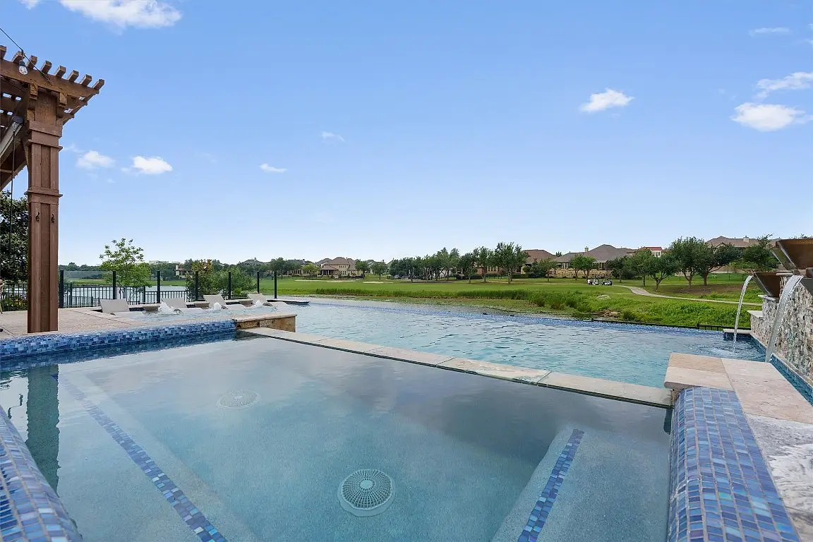 4510 Miraval Loop