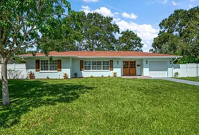 1736 Golf View Drive Belleair FL 33756