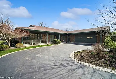 3456 Whirlaway Drive Northbrook IL 60062