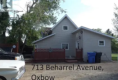 713 Beharrel STREET Oxbow SK S0C2B0