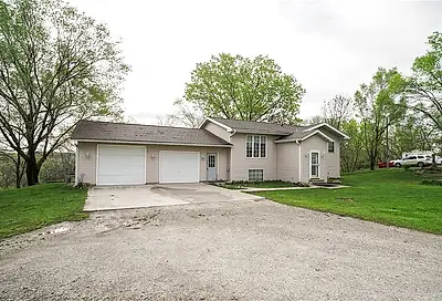 1696 Highway 14 Street Knoxville IA 50138