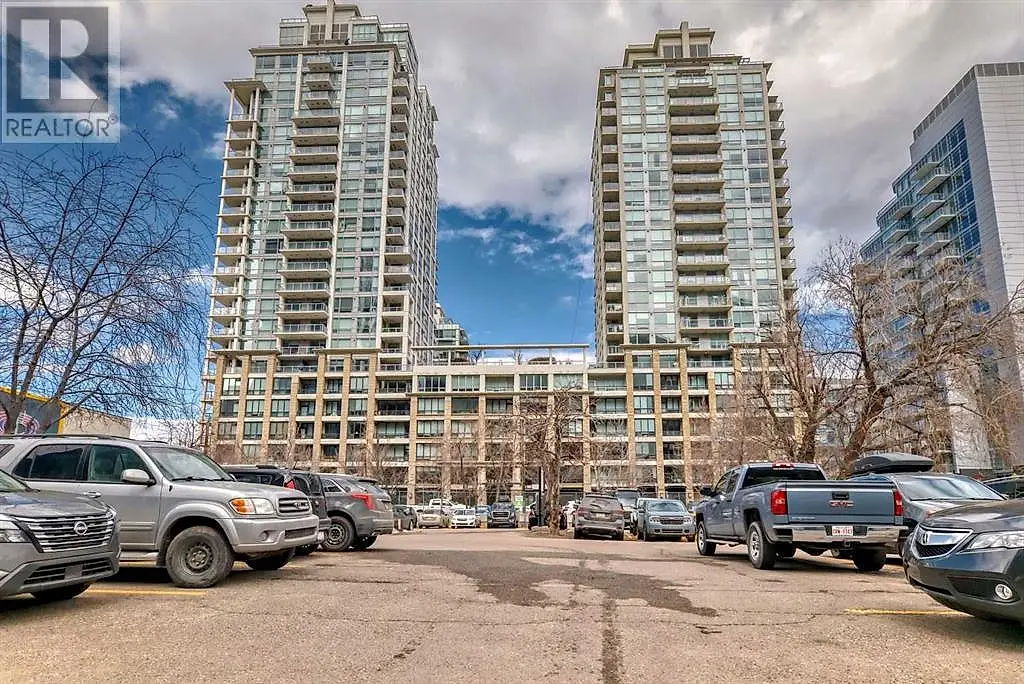 401, 51 Waterfront Mews SW