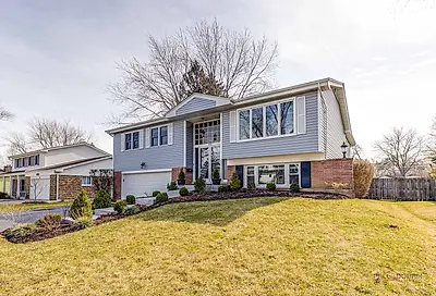 1045 Crestfield Avenue Libertyville IL 60048