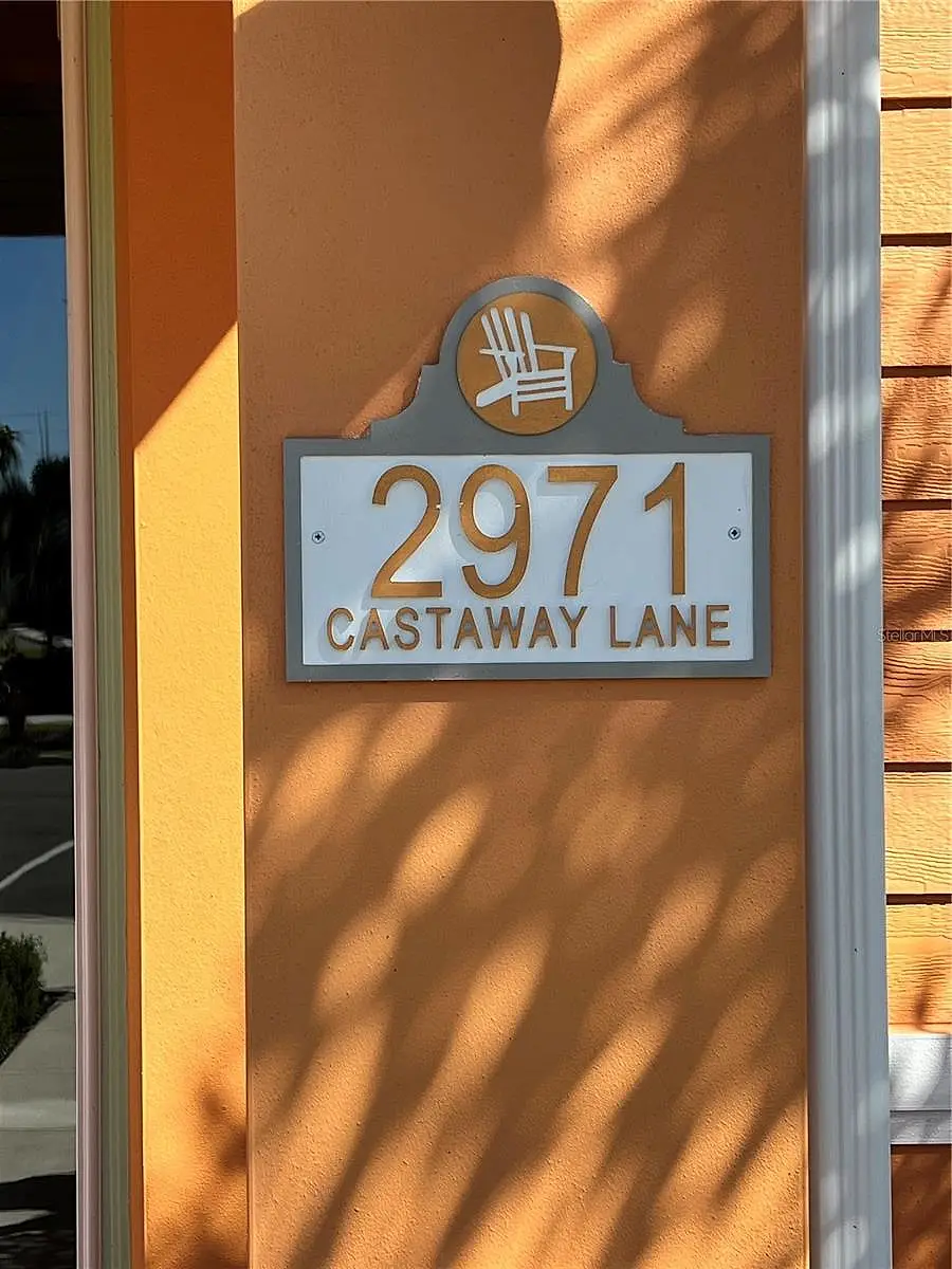 2971 Castaway Lane