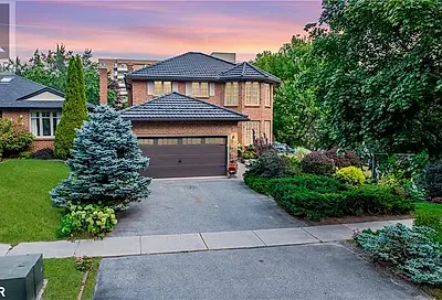 9 LAYTON Crescent Barrie ON L4N6G3