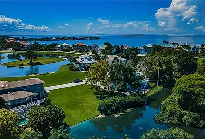 2105 Sandpiper Pointe Court Tarpon Springs FL 34689